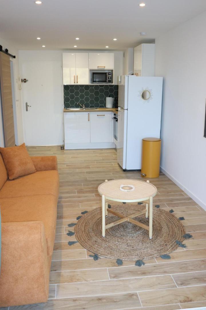 Ferienwohnung Le Petit Sud Carqueiranne Exterior foto
